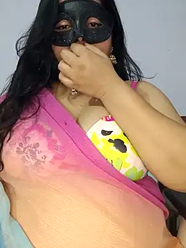 Snapshot of BigAssSarah chatting on March 17, 2026, 9:40 pm BigAssSarah online show from March 17, 2026, 9:40 pm