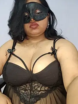 Snapshot of BigAssSarah chatting on March 28, 2026, 6:40 pm BigAssSarah online show from March 28, 2026, 6:40 pm