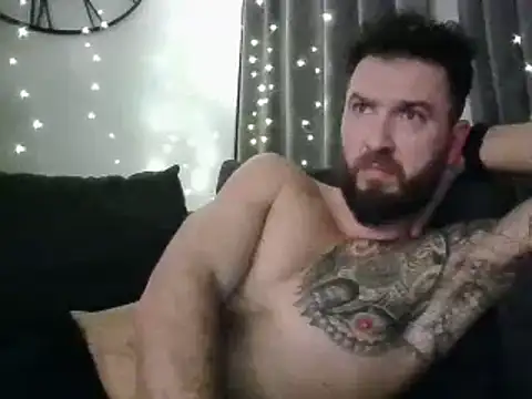 realdilf online show from January 7, 2025, 1:35 pm