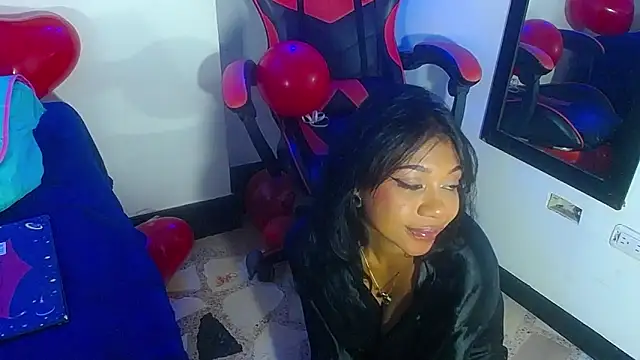 yayacandy online show from February 14, 2025, 4:52 pm