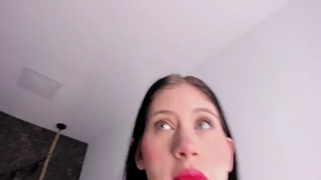 sara  jones gh online show from February 19, 2026, 6:59 pm