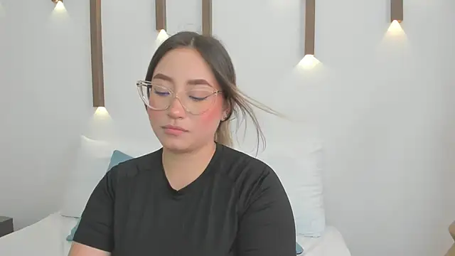 antonella cutie  online show from February 4, 2025, 3:04 pm