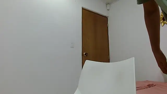 zeus 2025  online show from January 10, 2025, 2:13 pm