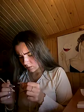 mewKate online show from October 26, 2025, 5:41 pm