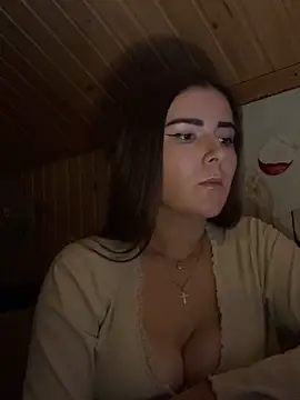 mewKate online show from November 10, 2025, 3:22 pm