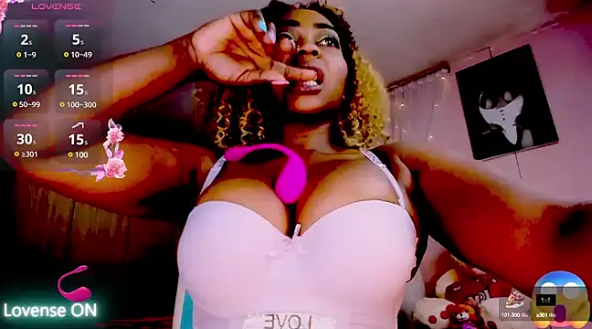 Aliana Ross online show from March 8, 2025, 3:02 pm