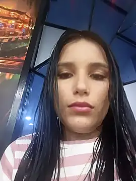 the queen of street online show from December 21, 2025, 2:51 am