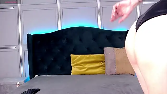 AshlineKatte online show from March 11, 2025, 6:19 pm