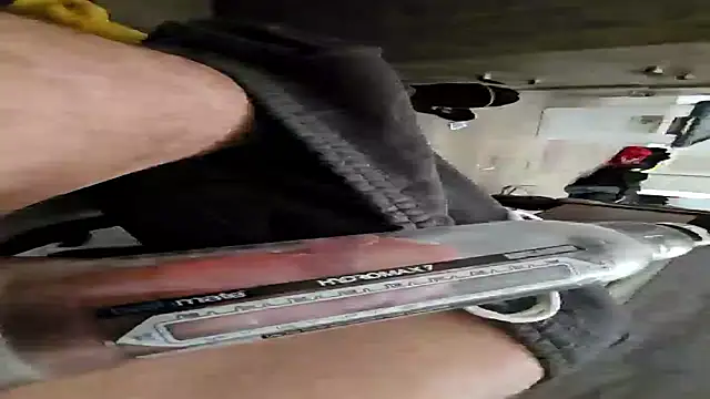 Gordon84LLC online show from November 29, 2025, 8:23 pm