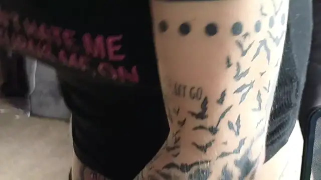 Snapshot of trashbrat chatting on March 11, 2026, 12:27 am trashbrat online show from March 11, 2026, 12:27 am