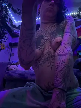 trashbrat online show from April 15, 2026, 11:06 am