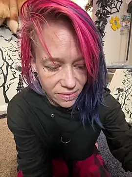 trashbrat online show from June 15, 2026, 11:07 pm
