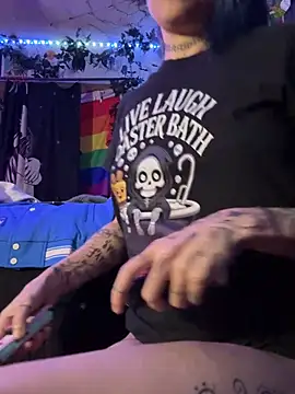 trashbrat online show from June 25, 2026, 5:12 am