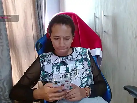 Snapshot of Danielagomez33 chatting on July 23, 2026, 12:47 pm Danielagomez33 online show from July 23, 2026, 12:47 pm