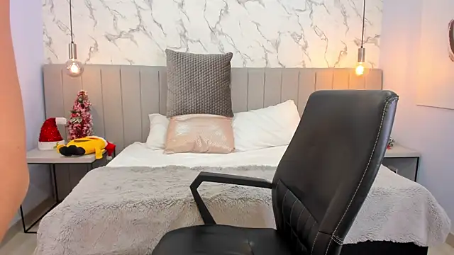 Blue Angell online show from January 7, 2025, 9:03 pm