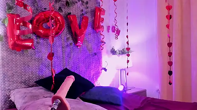 VeronicaOlson  online show from February 14, 2025, 7:49 am