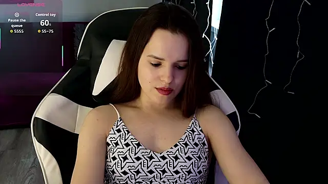 Snapshot of Harleen_Moore chatting on May 29, 2026, 5:16 am Harleen Moore online show from May 29, 2026, 5:16 am