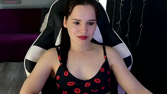 Snapshot of Harleen_Moore chatting on June 11, 2026, 5:16 am Harleen Moore online show from June 11, 2026, 5:16 am
