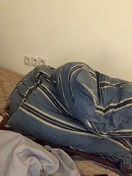 VikiiStoun online show from March 2, 2025, 8:18 pm