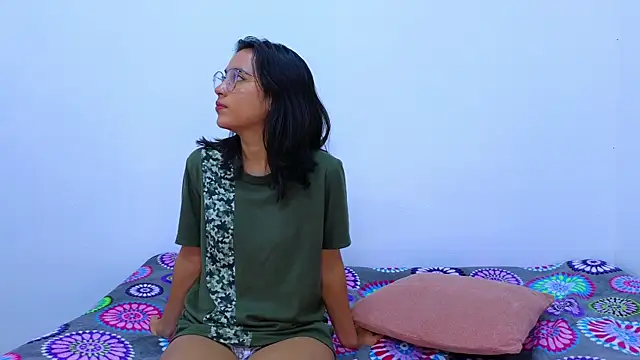 Ana and Leo online show from February 5, 2025, 5:53 pm