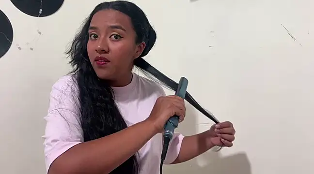 Snapshot of giselao chatting on January 19, 2025, 4:33 am giselao online show from January 19, 2025, 4:33 am