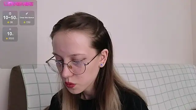 MaryBliss online show from December 15, 2025, 12:26 am