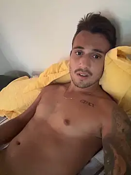 carvalhofelipe online show from January 19, 2025, 7:04 pm
