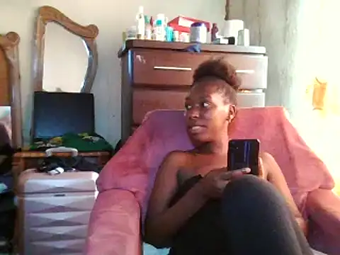 Snapshot of Hotdaily04 chatting on March 11, 2025, 9:24 am Hotdaily04 online show from March 11, 2025, 9:24 am