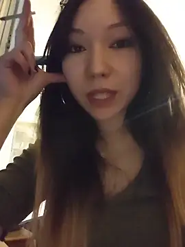 LoveFoxyQueen online show from April 3, 2026, 4:49 pm