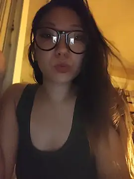 Snapshot of LoveFoxyQueen chatting on July 12, 2026, 8:55 pm LoveFoxyQueen online show from July 12, 2026, 8:55 pm