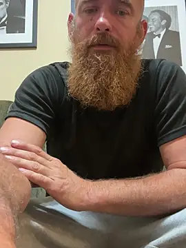 Snapshot of 32XRedBeard chatting on May 22, 2026, 9:48 am 32XRedBeard online show from May 22, 2026, 9:48 am