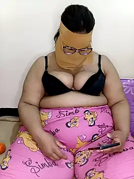 Snapshot of Samara-Bella chatting on February 16, 2025, 2:20 am Samara-Bella online show from February 16, 2025, 2:20 am