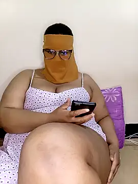 Snapshot of Samara-Bella chatting on March 3, 2025, 7:28 pm Samara-Bella online show from March 3, 2025, 7:28 pm