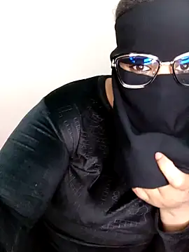 Snapshot of Samara-Bella chatting on March 16, 2025, 11:14 pm Samara-Bella online show from March 16, 2025, 11:14 pm