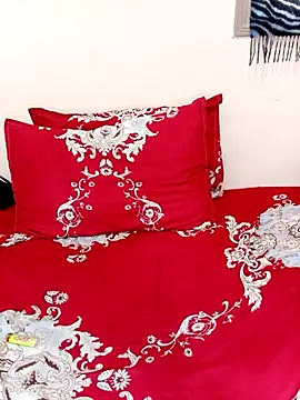 Snapshot of Samara-Bella chatting on October 2, 2025, 9:05 am Samara-Bella online show from October 2, 2025, 9:05 am