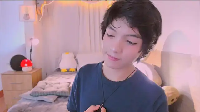 AllanYong18 online show from March 29, 2026, 2:39 pm