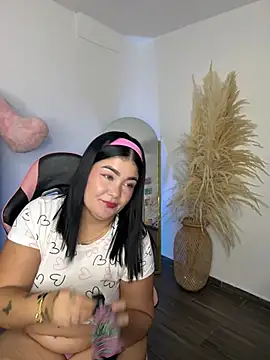 karla hotgirl online show from July 22, 2026, 1:08 am