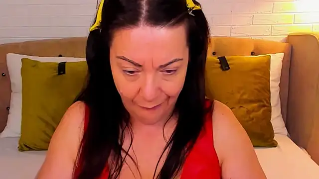 SarahGrays online show from September 24, 2025, 8:45 pm