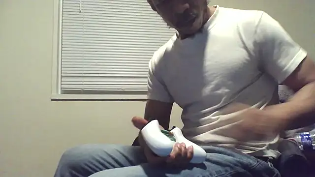 MrDaddyBbSnake online show from March 13, 2025, 12:59 am