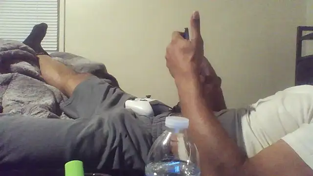 MrDaddyBbSnake online show from March 17, 2025, 5:34 am