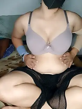 Queen princes online show from November 27, 2025, 6:48 am