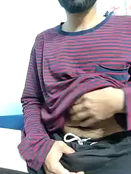 Snapshot of TOPMOON001 chatting on January 24, 2025, 11:48 am TOPMOON001 online show from January 24, 2025, 11:48 am