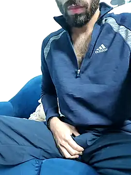 Snapshot of TOPMOON001 chatting on January 26, 2025, 11:28 am TOPMOON001 online show from January 26, 2025, 11:28 am