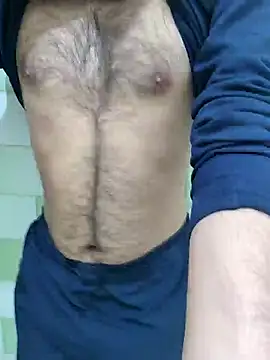 Snapshot of TOPMOON001 chatting on January 27, 2025, 11:00 am TOPMOON001 online show from January 27, 2025, 11:00 am