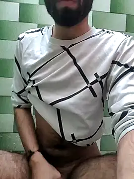 Snapshot of TOPMOON001 chatting on February 4, 2025, 7:18 am TOPMOON001 online show from February 4, 2025, 7:18 am