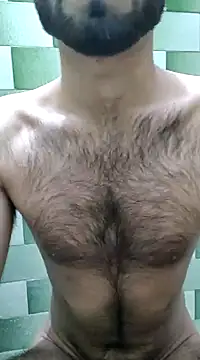 Snapshot of TOPMOON001 chatting on February 7, 2025, 4:35 pm TOPMOON001 online show from February 7, 2025, 4:35 pm