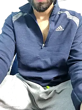 Snapshot of TOPMOON001 chatting on February 19, 2025, 11:38 am TOPMOON001 online show from February 19, 2025, 11:38 am