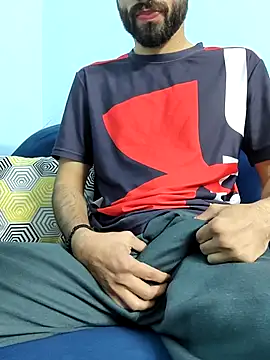 Snapshot of TOPMOON001 chatting on February 25, 2025, 11:41 am TOPMOON001 online show from February 25, 2025, 11:41 am