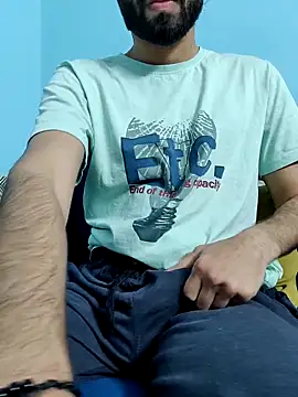 Snapshot of TOPMOON001 chatting on February 27, 2025, 11:20 am TOPMOON001 online show from February 27, 2025, 11:20 am