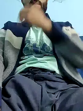 Snapshot of TOPMOON001 chatting on February 28, 2025, 11:58 am TOPMOON001 online show from February 28, 2025, 11:58 am